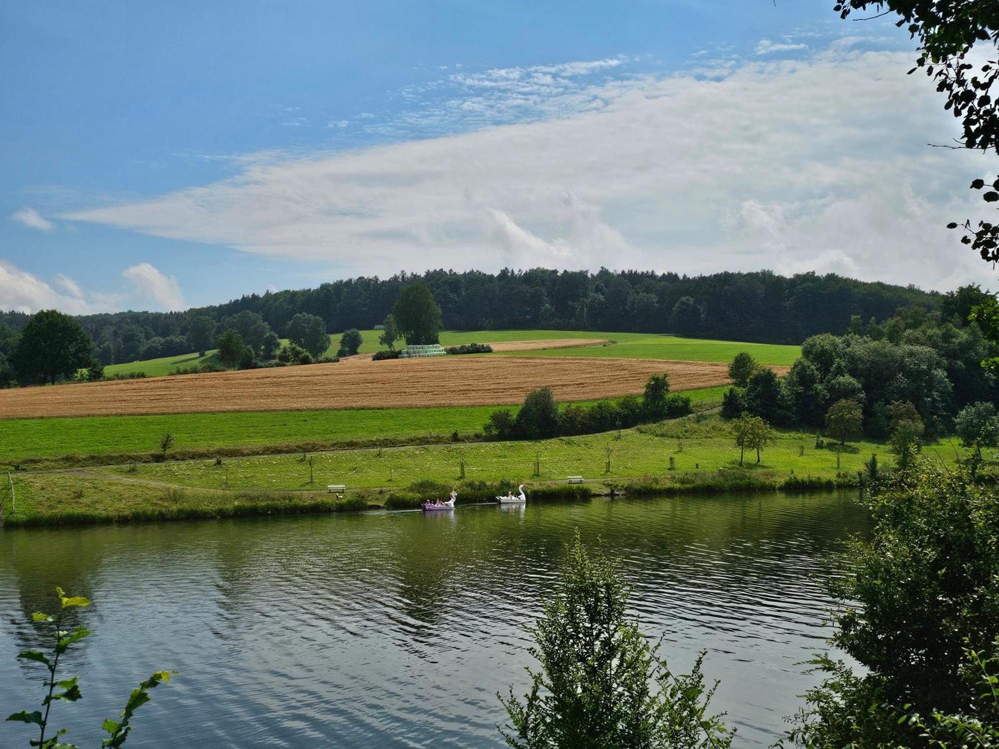 Ferienhaus "Gestiefelter Kater" Am See Im Bergland Kirchheim  Exterior photo